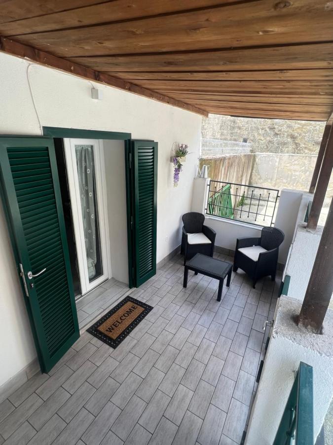 B&B Casa Vacanze Nonna Clara Napoli Eksteriør billede