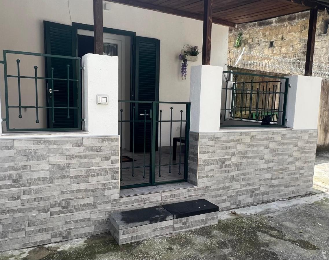 B&B Casa Vacanze Nonna Clara Napoli Eksteriør billede